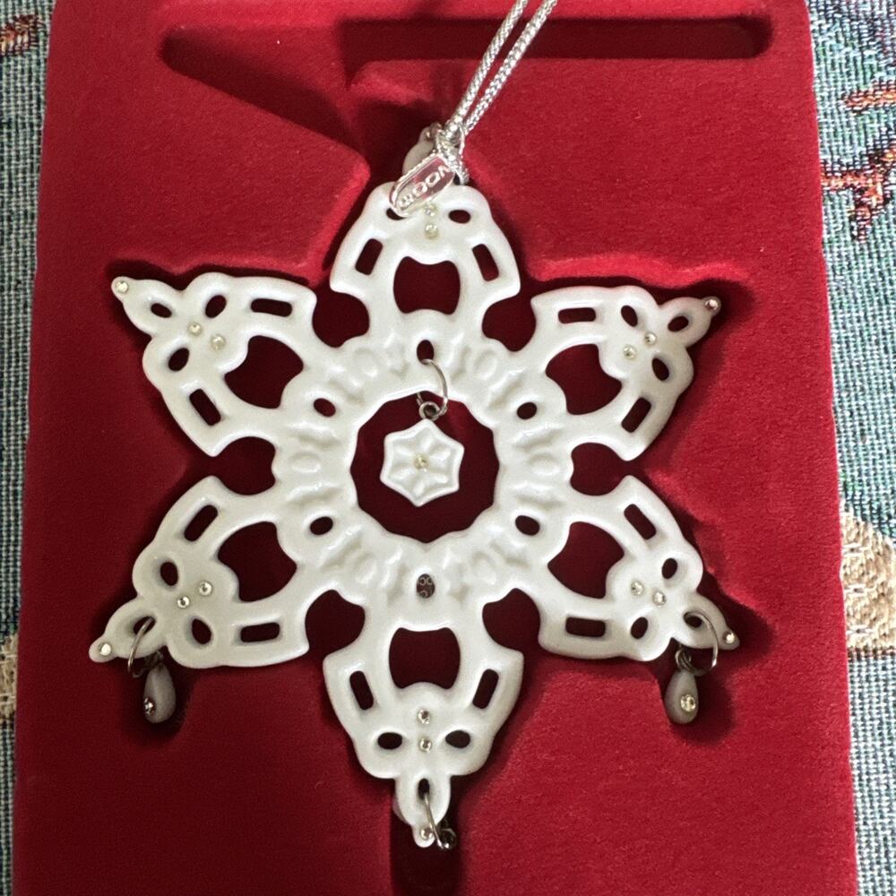 Lenox 2006 Snowflake Ornament No Box